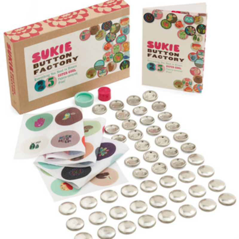 Gemarkeerd pop Buiten Sukie Button Factory DIY set | Milledoni - Spot on gifts