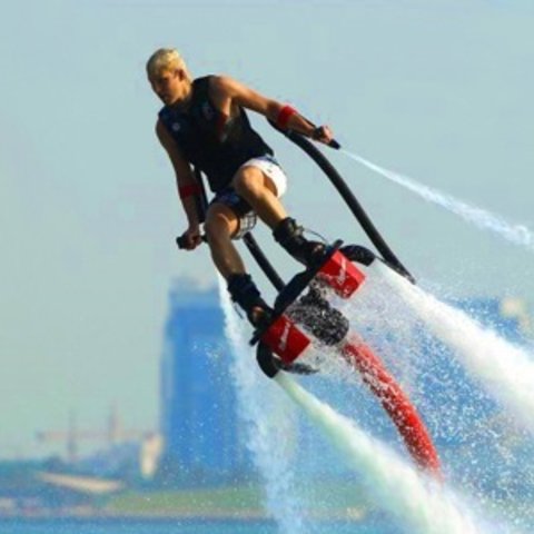 Flyboarden2.jpg