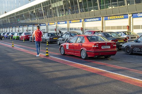 cadeau-racen-op-het-circuit-cadeaubon-belevenis